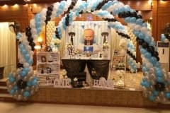 birthday-boss-theme-with-black-white-blue-balloons-decor
